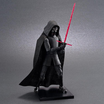 Star Wars: The Rise of Skywalker Kylo Ren 1/12 Scale Model Kit