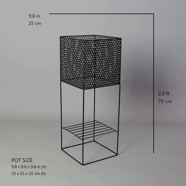 Salma Black Raised Metal Pot Planter 2.3’