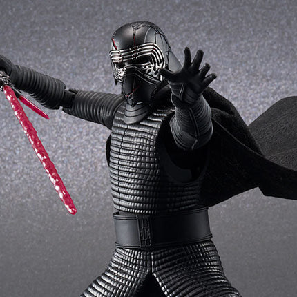 Star Wars: The Rise of Skywalker Kylo Ren 1/12 Scale Model Kit