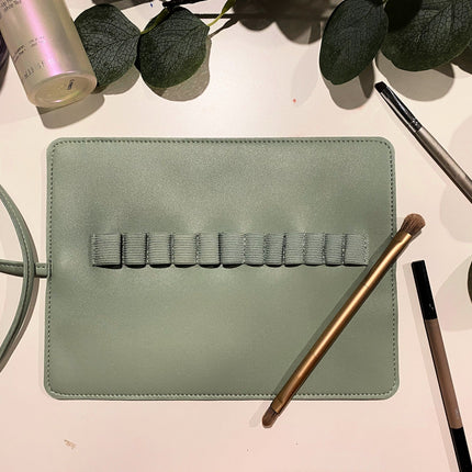 Travel Brush Set Holder