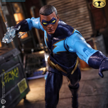 DC Multiverse Black Lightning (Final Crisis) Gold Label