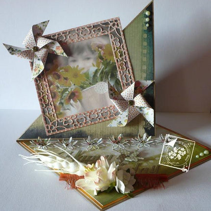 Joy! Crafts Dies - making flowers