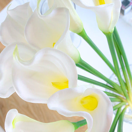 Lawi Artificial White Calla Lily Bouquet 25'' X 10'' (Set Of 12)