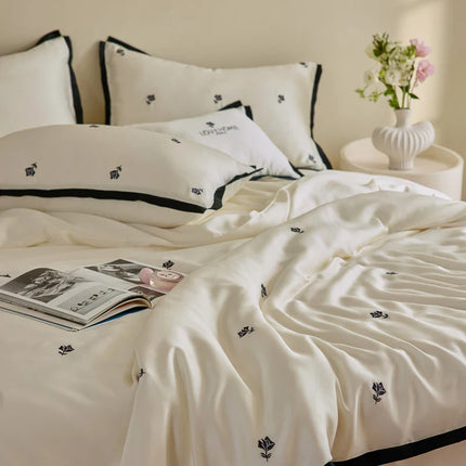 Royal Retreat Rose Embroidery 600 TC Duvet Set - Cream