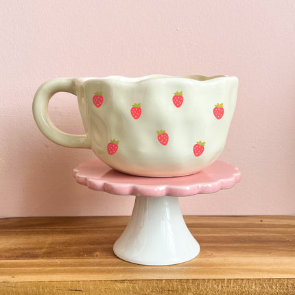 Tasse en céramique crème 12oz - petites fraises rouges