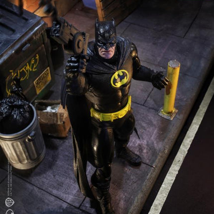 JLA DC Multiverse Batman (Collect to Build: Plastic Man)