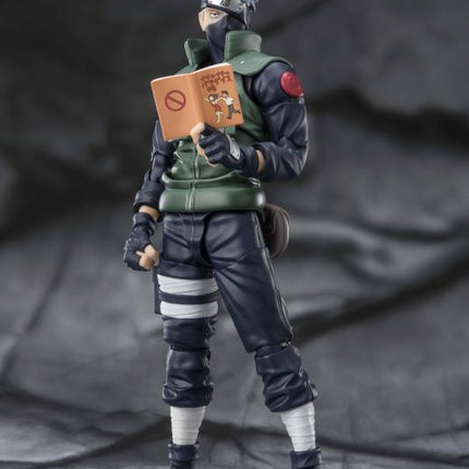 Naruto: Shippuden S.H.Figuarts Kakashi Hatake (Famed Sharingan Hero)