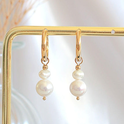 Minimalist Pearl Earrings.....