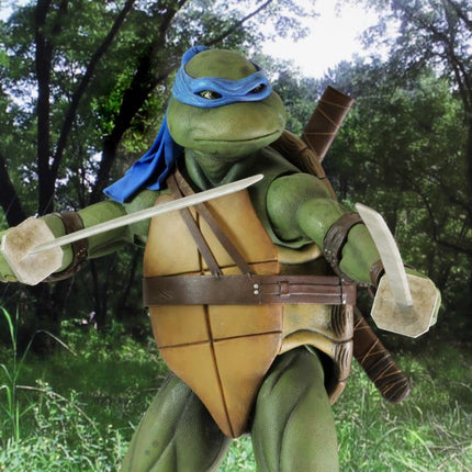 Teenage Mutant Ninja Turtles (1990 Movie) Leonardo 1/4 Scale Figure - SubPar packaging box